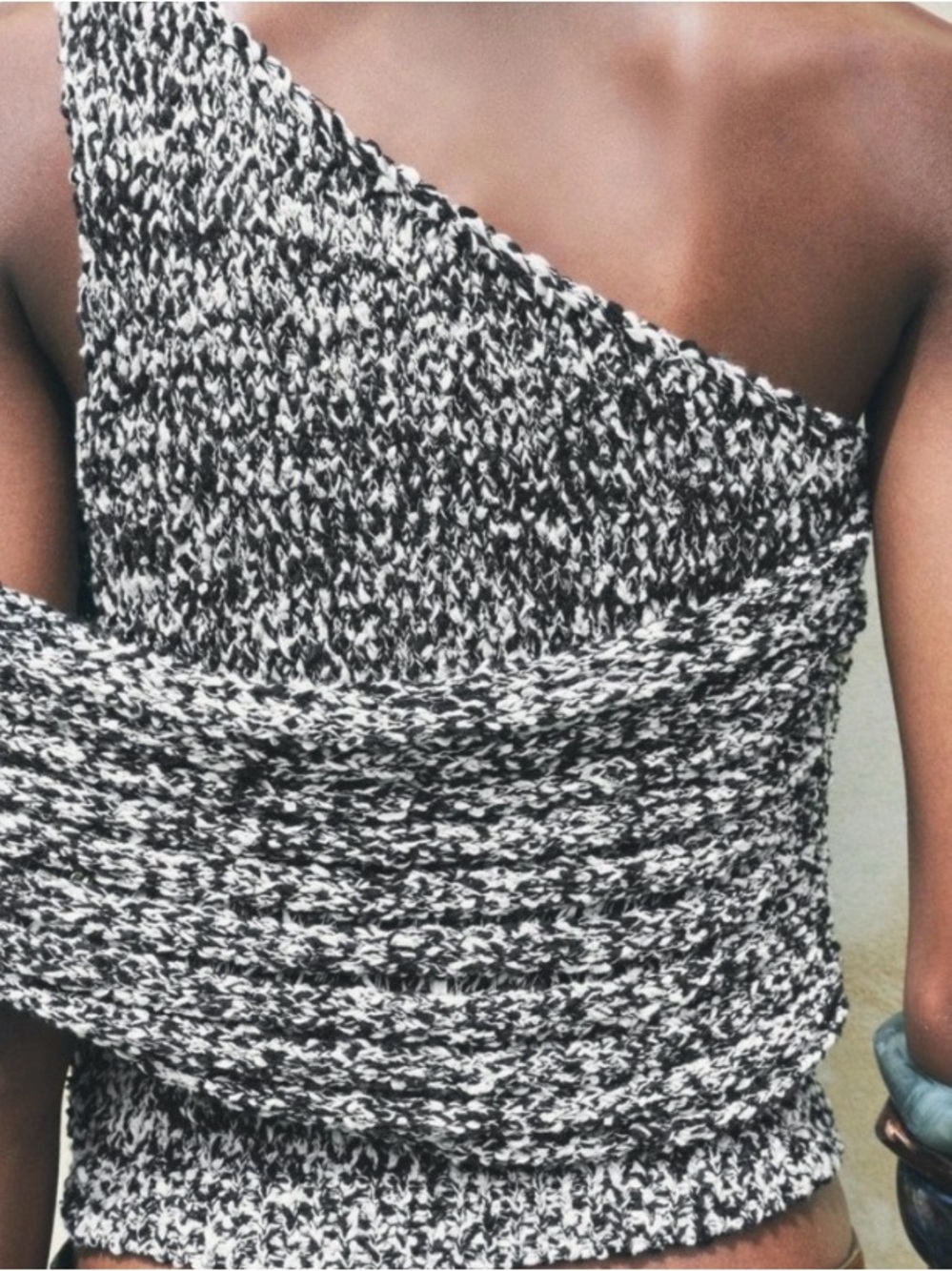 Zara Black & White Marled One-Shoulder Knit Crop Top - Picture 2 of 6